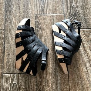 Eileen Fisher black leather block heel wedges